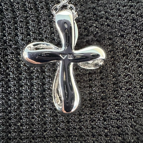 Authentic Mikimoto Cross with Pearl sterling silver .925 Necklace - Picture 3 of 9